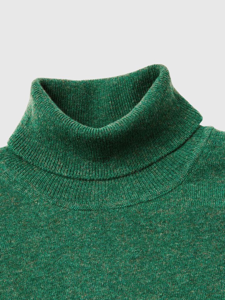 TURTLE NECK SWEATER Hombre image number 6